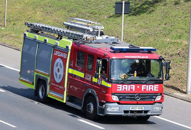 L.F.B. - AE07 HXB on the A102 23-08-19