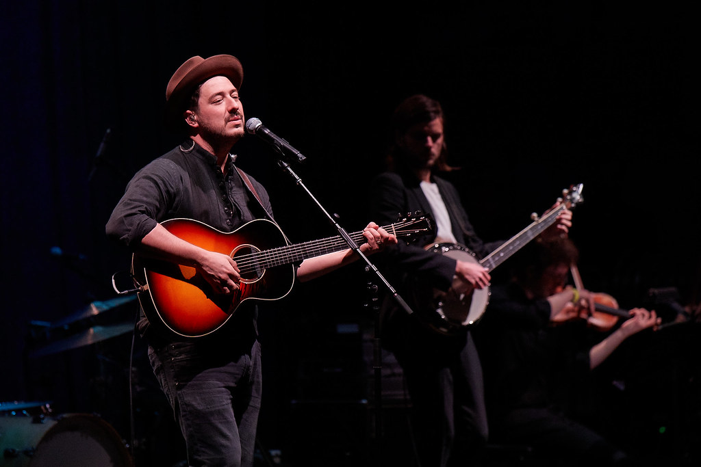 Mumford & Sons at Holiday Cheer 2019