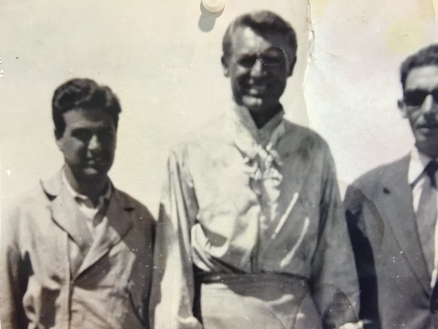 José Luis Mayoral con Gary Grant y Rafael Gómez Montero. Foto Mayoral. Archivo de la familia.
