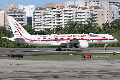 Honeywell Aerospace, Boeing 757-225, N757HW taxiing for departures at TJSJ. | by Angel Moreno Photography