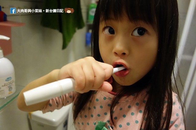 泰國必買 天然配方 Kindee 有機品牌 兒童乳液 沐浴 牙膏 防蚊 (46)