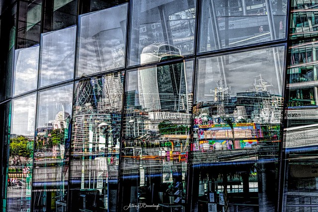 London Through The Looking Glass 192hdr-1