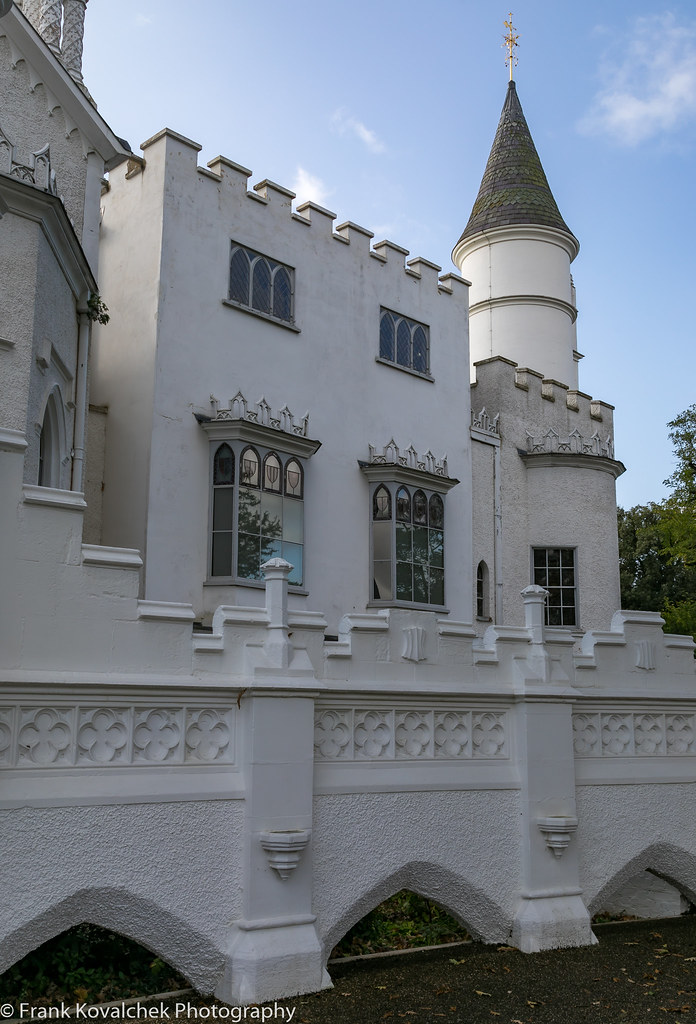 Outside the Strawberry Hill House