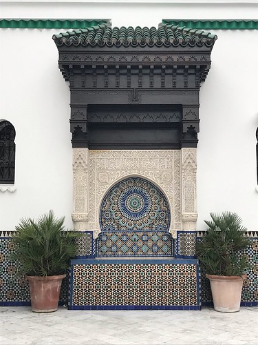 Le Grand Mosquée by Miriam Attal