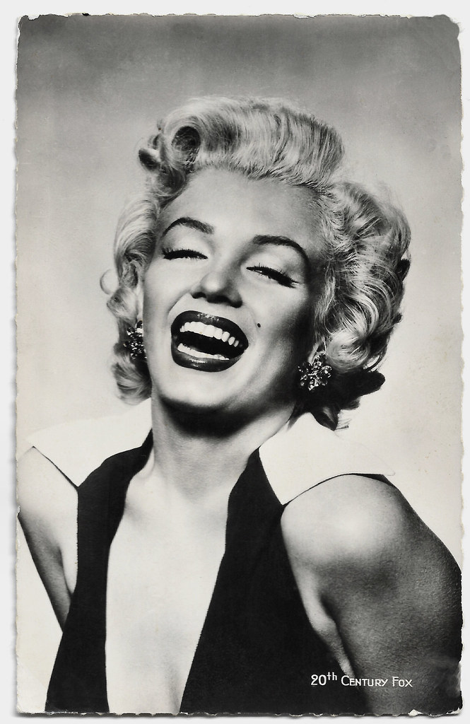 Marilyn Monroe | French postcard by Editions du Globe, no. 5… | Flickr