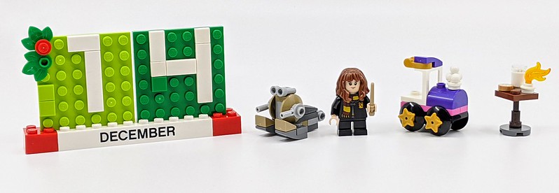 LEGO Advent Calendars Day 14