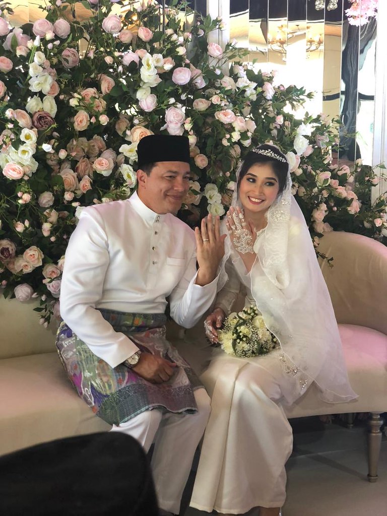 Dato' Sri Eizlan Yusof &Amp; Natasha Rosa Boudville Selamat Bernikah