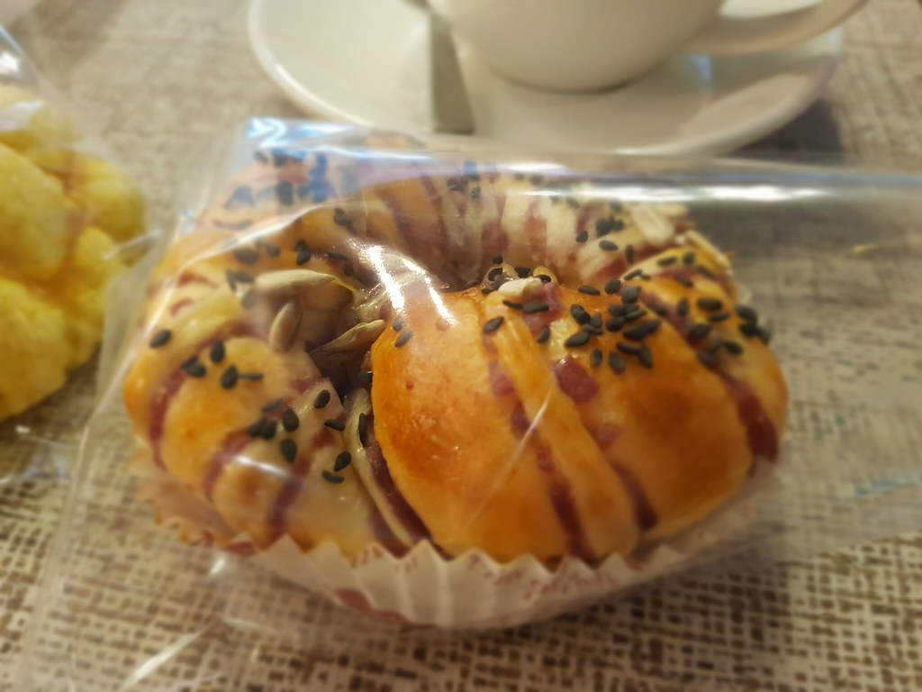 红薯软面包 Sweet Patato Bun rm$2.90 (7/10) @ Bundle of Bun SS19