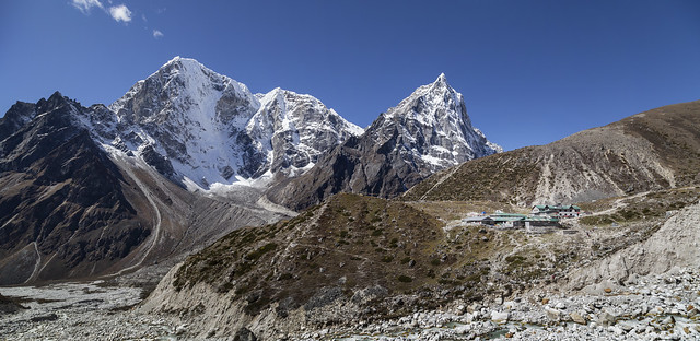 Hiking from Pheriche to Lobuche. Stopping for lunch at Dugla Pass