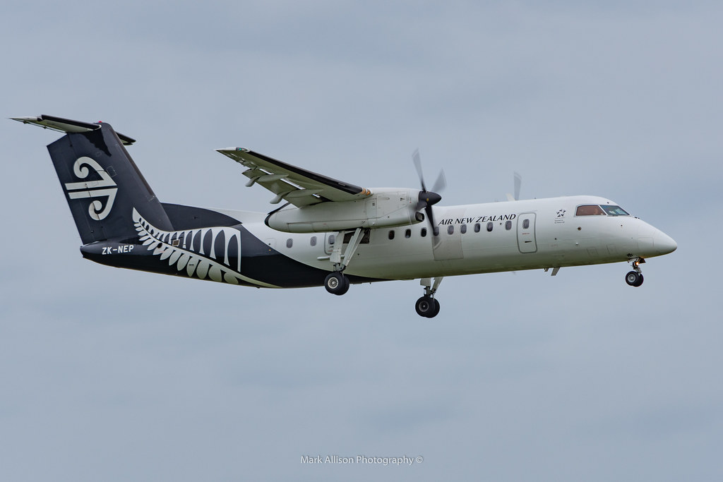 Air New Zealand DHC8-Q300 ZK-NEP