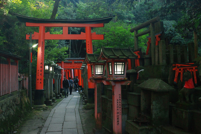 Half hidden corners of Mt. Inari Shrine - pt. 3