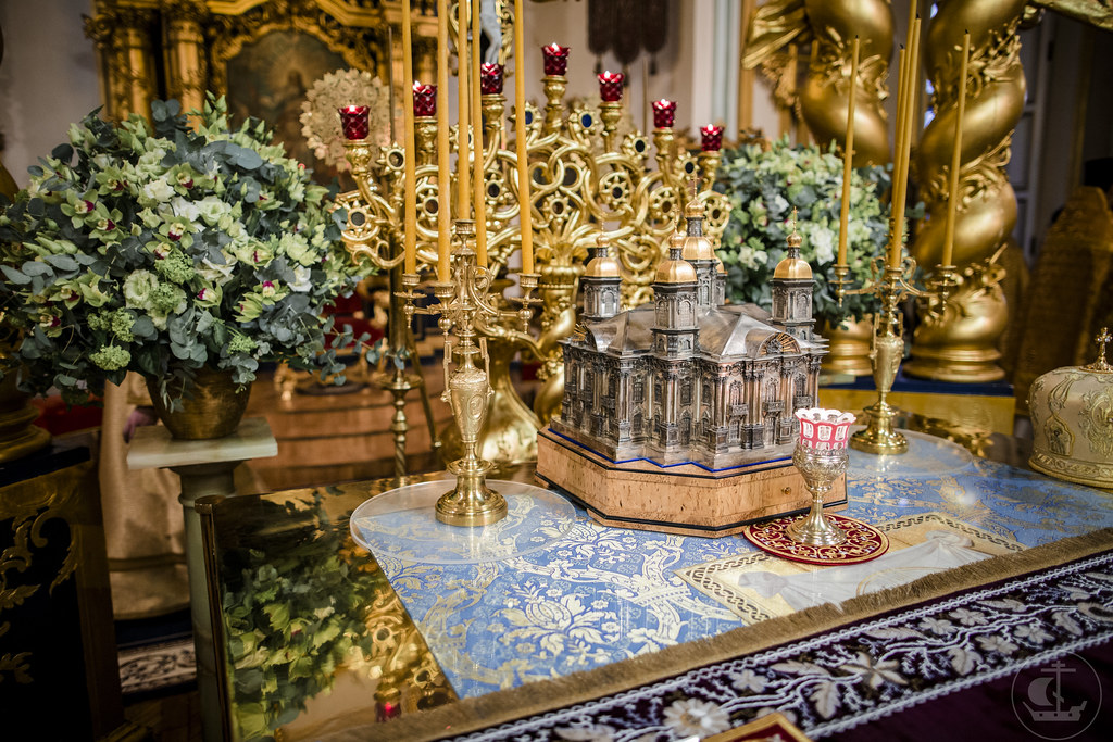 19 декабря 2019, Божественная литургия в Николо-Богоявленском морском соборе / 19 December 2019, Divine Liturgy in the St. Nicholas Naval Cathedral