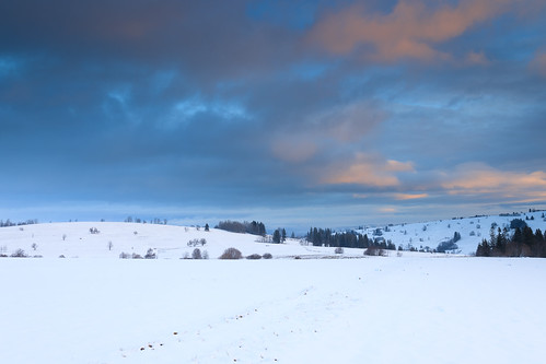 dzianisz malopolskie poland polska mountains tatra tatras winter village snow snowy morning sunrise hill