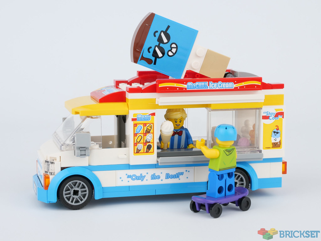Lego City Ice Cream Minifigure and Machine from Fun at the Beach 60153 New