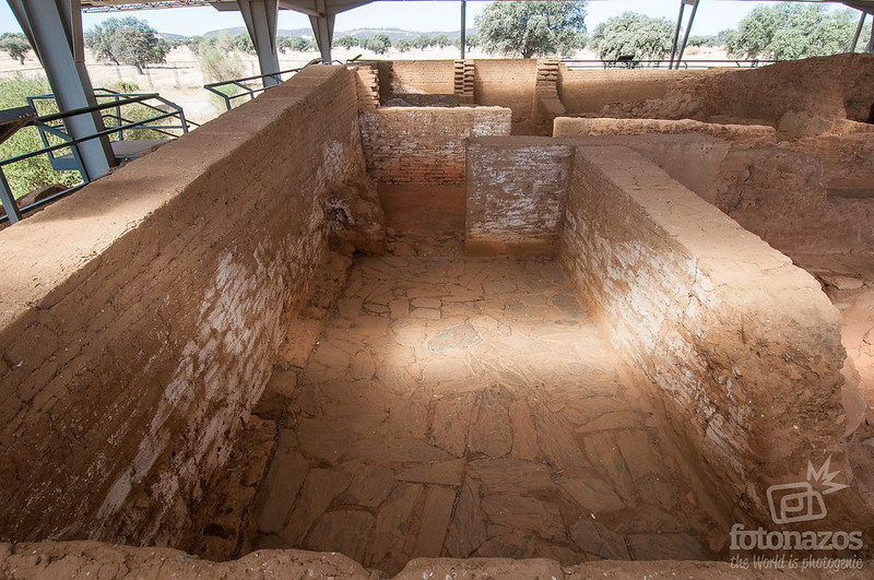 Cancho Roano: El excepcional yacimiento arqueológico de Zalamea de la Serena