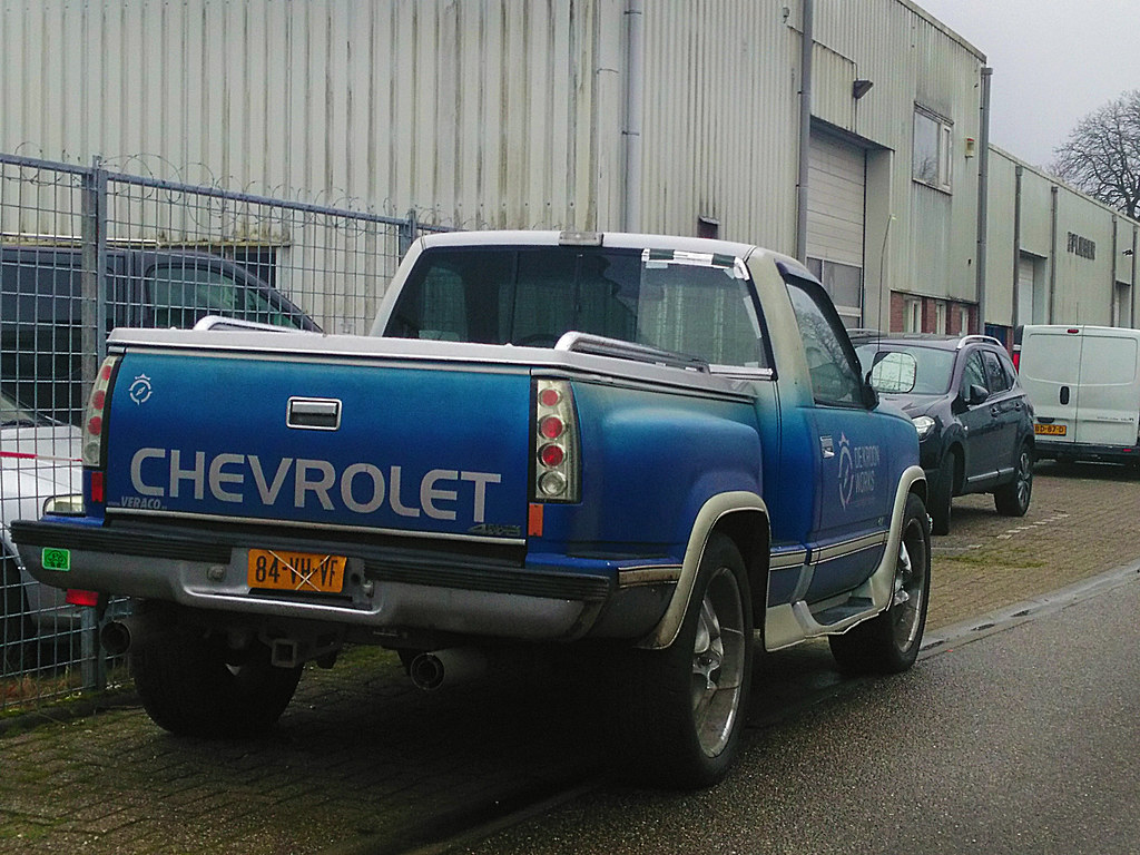84-VH-VF: Pick-Up asobak