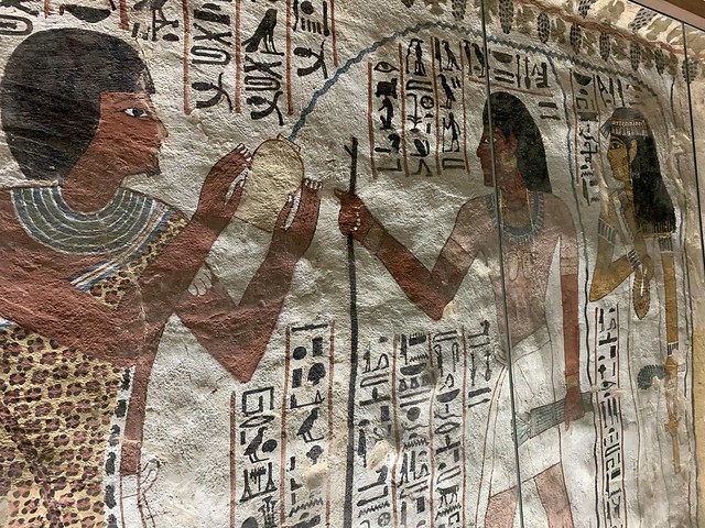 Tomb of Sennefer, Burial Chamber, North Wall, East Section : The Sem-Priest purifies Sennefer and Meryt