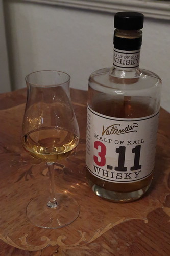 Malt of Kail 3.11 = Whisky der Brennerei Hubertus Vallendar, d.h. Whisky aus der Eifel