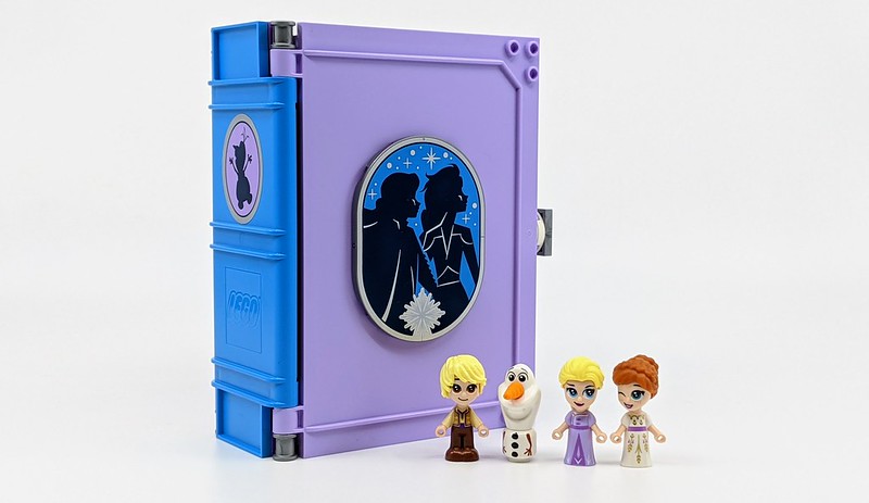 Set LEGO Disney 43175 Frozen Anna and Elsa's Book 