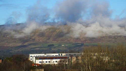 kirkintilloch glasgow scotland christmasday campsiehills hills geology clouds cloudscape sunny sunlight weather