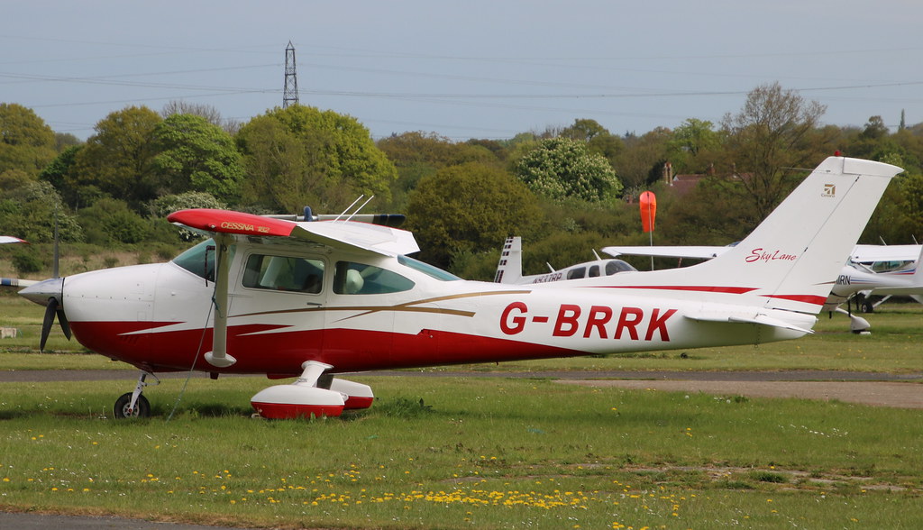 Cessna 182 G-BRRK Elstree 29/04/17