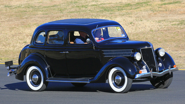 '36 Ford Deluxe