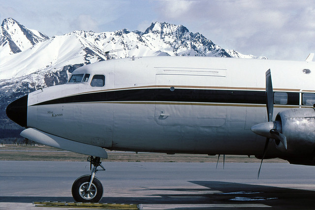 N400UA Douglas DC-6B Liftmaster Woods Air Fuel