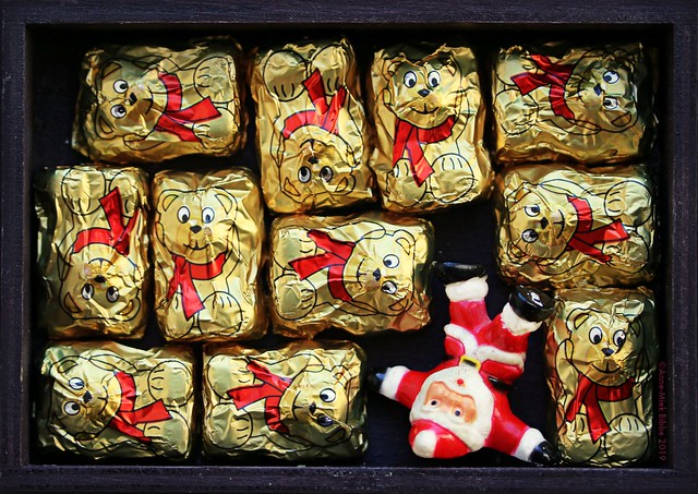 CHRISTMAS CHOCOLATE MINI BEARS || CHOCOLADE BEERJES