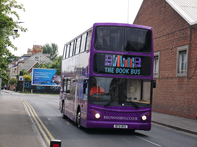 Browns Books for Students ‘The Book Bus’ - BF51 BUS (LV52 HHG)