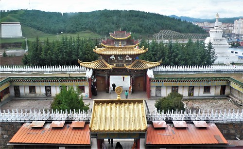 ch-ga9-xiahe-hezuo-2 temples (11)