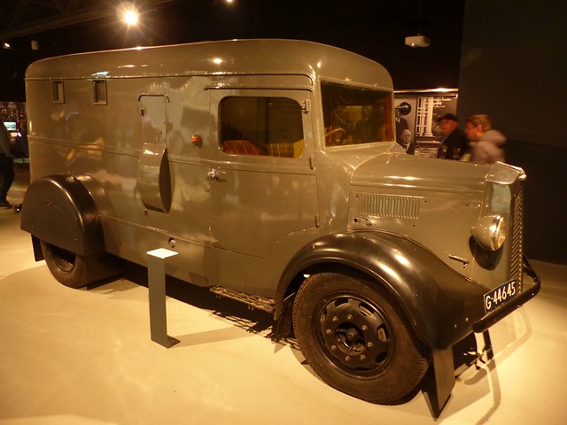 Morris Commercial Bankwagen 1939 grey vr3