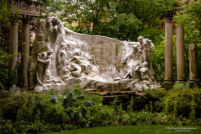 Sculpture Le Rêve du poète (Est.1910) - Jardin de la Nouvelle France (Paris/FR)