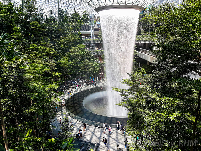 Jewel Changi Waterfall