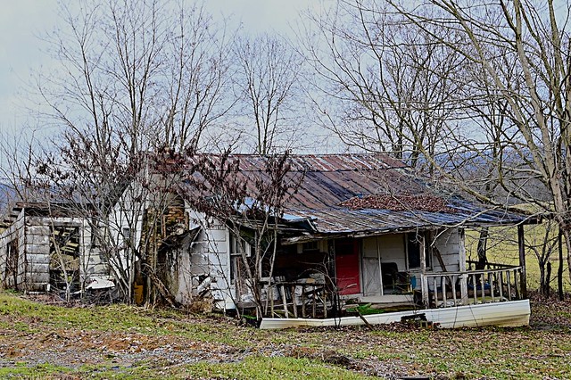Ruins near Hillsboro, Kentucky
