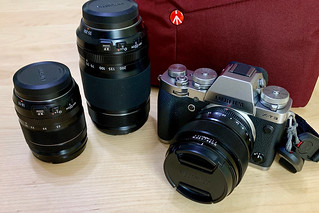 X T3 with 2 lenses