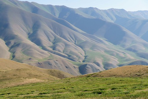 DSC36829 by awvdm8881, From campsite at Kilemchi (Килемчи) river to yurt camp at Song Kul (Son-Kul; Соң-Көл) lake - view at