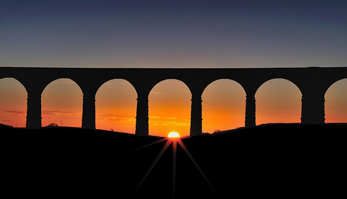 ribblehead viaduct silhouette arches arch shadow sunset orange settle carlisle yorkshire northyorkshire midland railway main line battymoss ribblesdale dales yorkshiredales nationalpark moorland moor landscape imagestwiston nisi nisifilters gnd neutraldensity grad