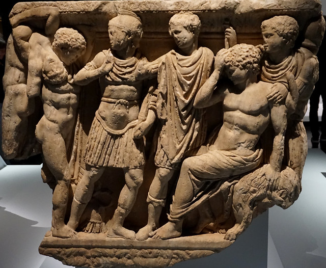 Sarcòfag romà: Aquil·les lamenta la mort de Pàtrocle / Roman sarcophagus: Achilles Lamenting Patroclus's death