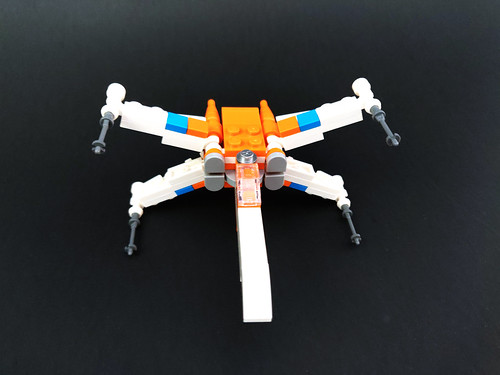 LEGO Star Wars Poe Dameron's X-wing Fighter (30386)