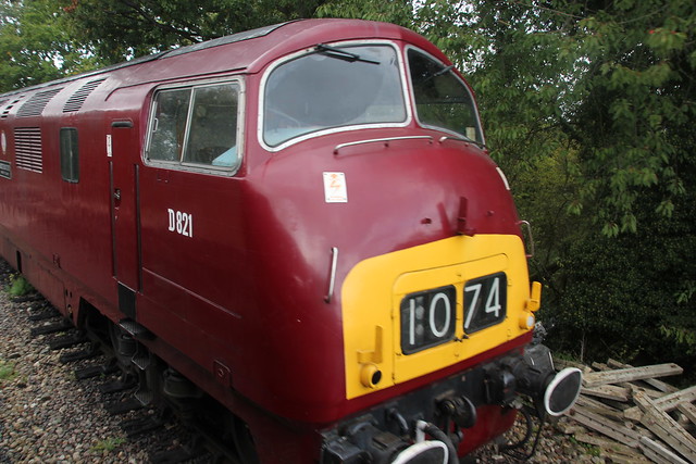 Class 42 D821 at North Weald