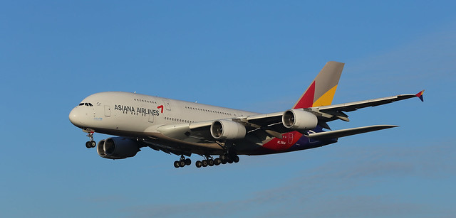IHL7634 Asiana Airlines Airbus A380-800