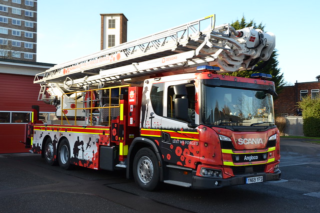 Humberside Fire & Rescue 45 meter Bronto Skylift Scania ALP