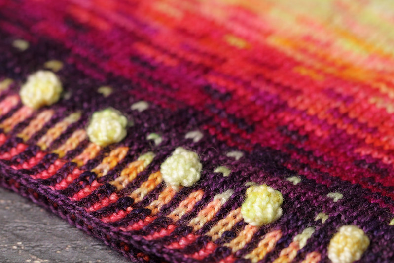 Tregrensa Cowl by Suzie Blackman, detail of upper edge showing corrugated rib and bobbles