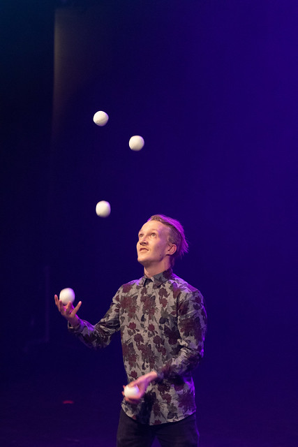Lauge Benjaminsen performing at Brno Juggling convention