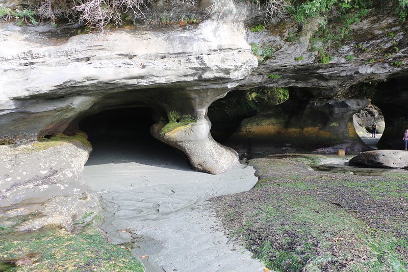 This is the famous hole under the rock at Owen Point, which can only be visited at tides below 6 feet