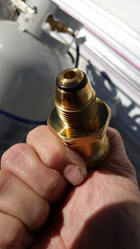 Adapter Valve - Male End
