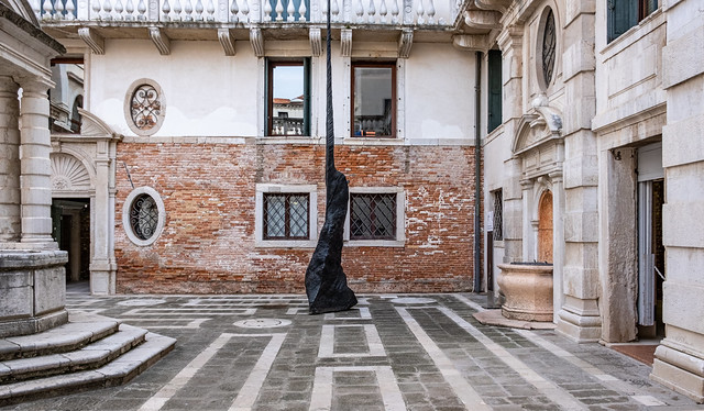 Ca'Pesaro entrance courtyard