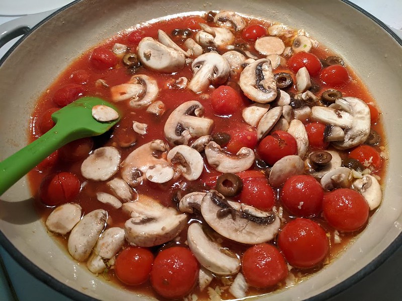 Pan with tomatoes