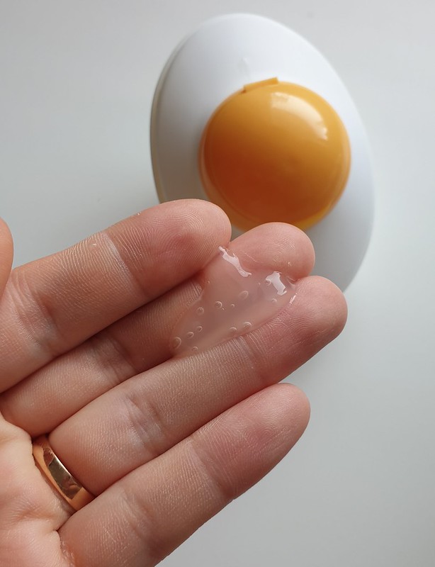 holika holika smooth egg skin peeling gel