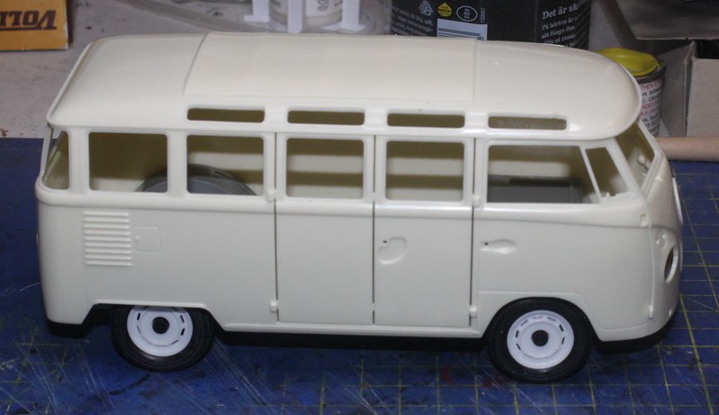 Volkswagen Type2 Micro-Bus 1963, "23-Window", Hasegawa 1/24 49340885967_6a66760e4f_c